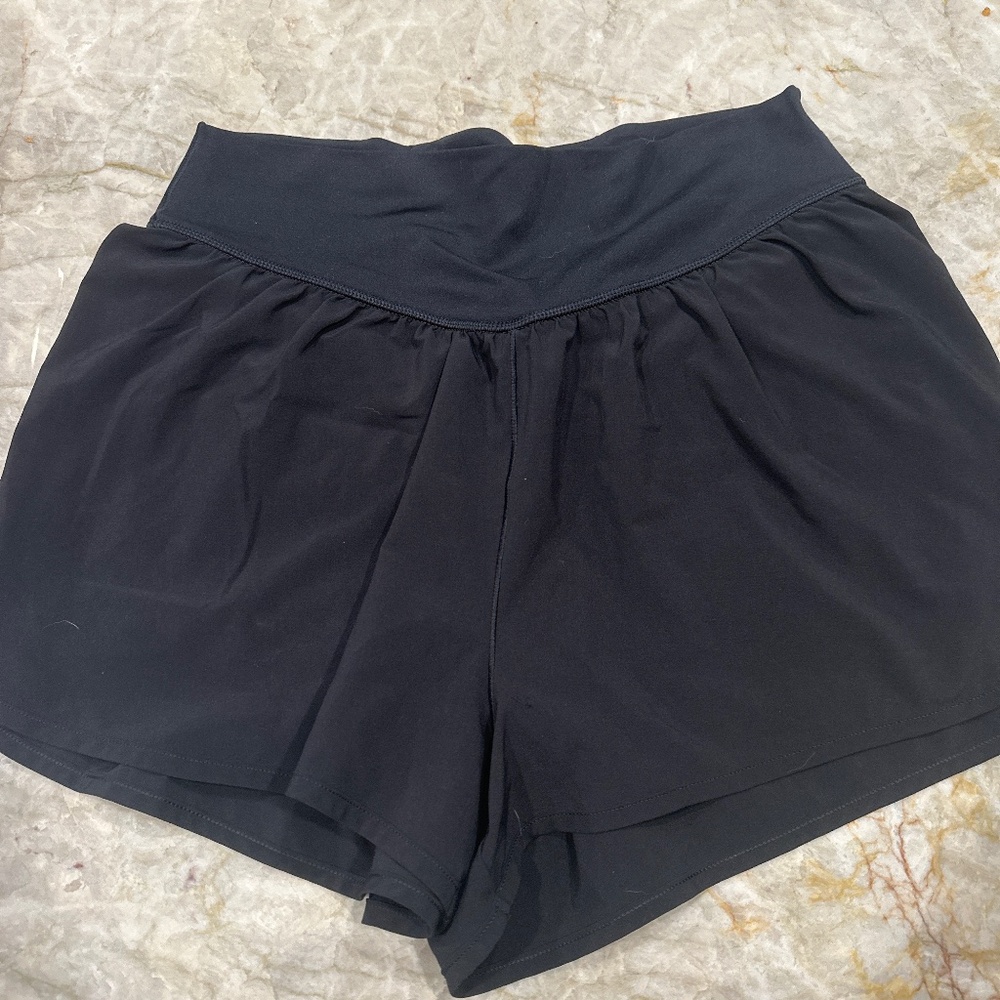 OFFLINE By Aerie Real Me Crossover Flowy Short